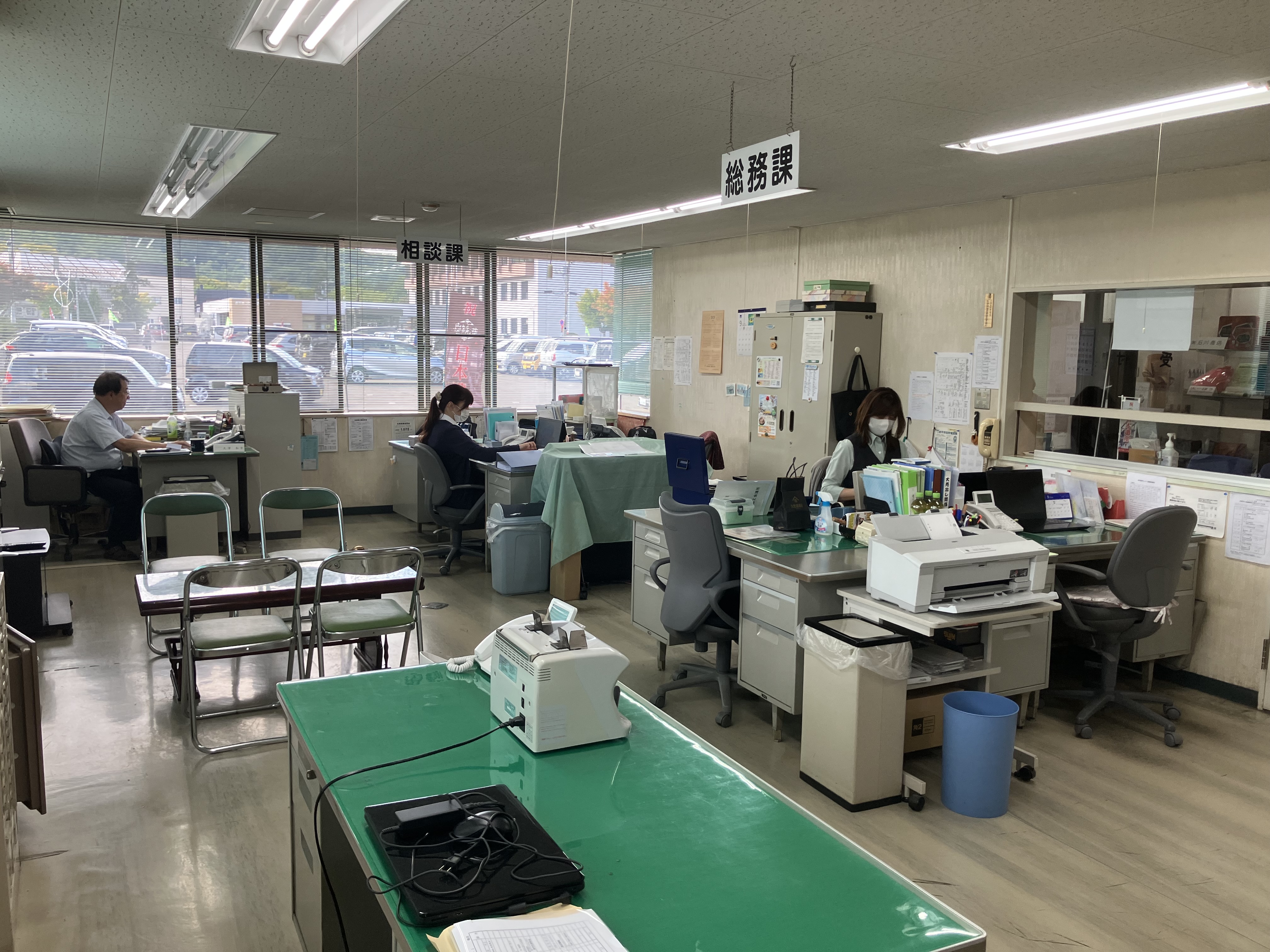 赤平市役所の横にある事務所で、赤平市内からはもちろん、近隣の滝川・新十津川・芦別などから通っていたスタッフもいました。