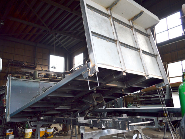 株式会社トコロ自動車販売 トラック部品の整備 取付スタッフの正社員求人情報 十勝シゴトガイド