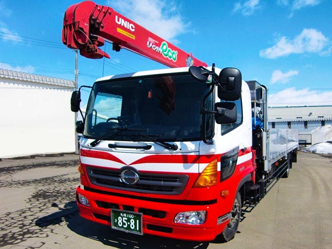 ほぼ固定車輌で乗務していただきます。ドライバーが頑張った分は、しっかり評価に反映される体制です!また、本州便ルートもくっつけて月40〜45万円稼ぐドライバーもいます※希望等相談に応じます。