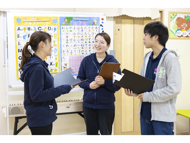 【雰囲気の良さが自慢】
言葉だけだと伝わらないかもしれませんが、年齢、社歴問わず良い意味でフランクな現場です。施設の見学に来ていただけたらわかるかも!?