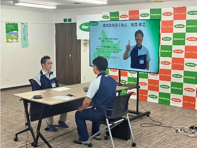 異業種からの転職者が多く活躍しています。着物屋さん、タイル屋さん、トラックドライバー、介護スタッフ、本当に様々です。
