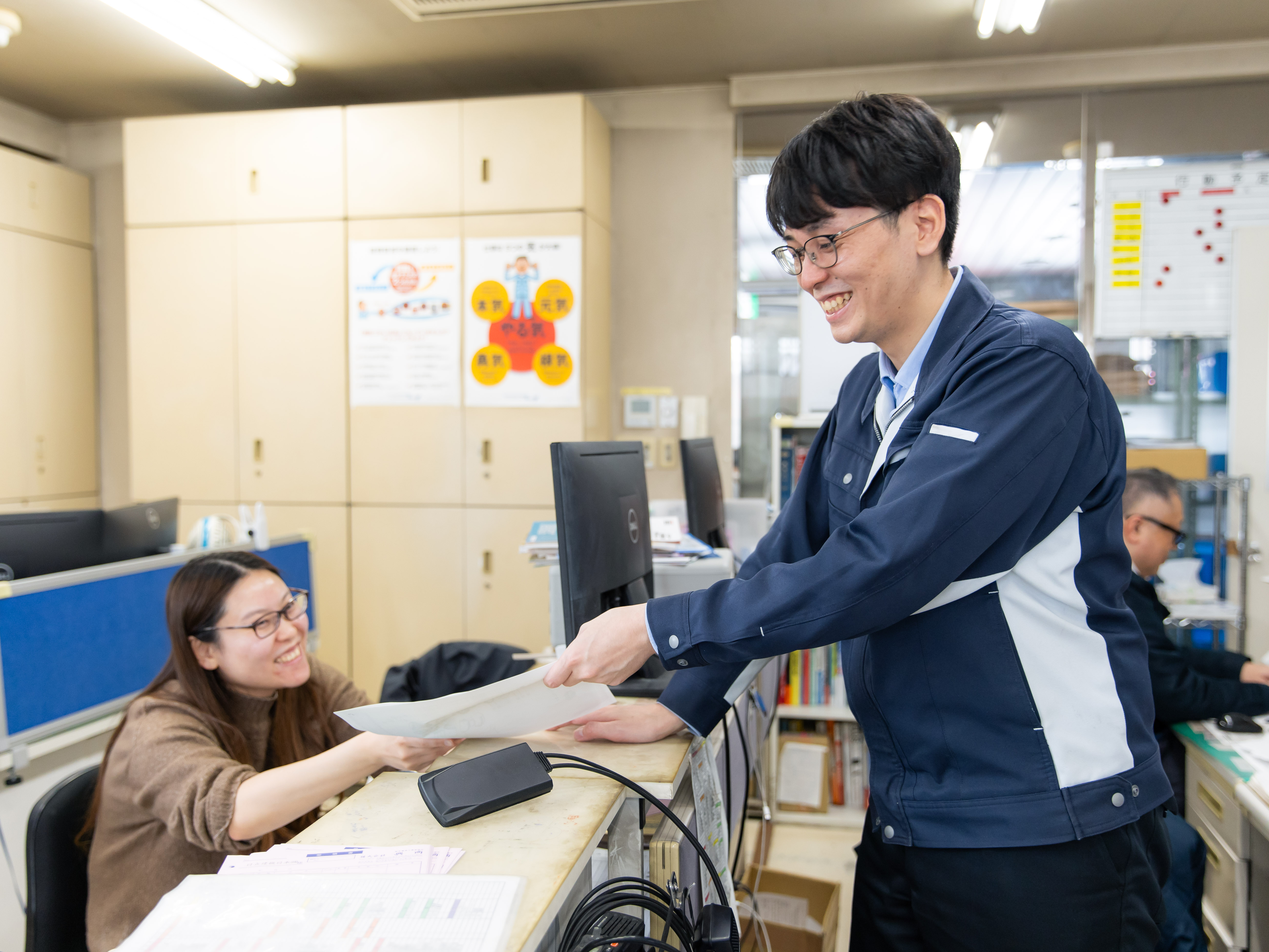 【受発注】デスクワークがメインですが、仕事中も賑やかな雰囲気。メリハリをつけながら働けます。