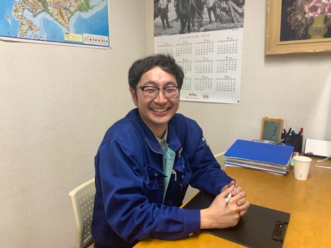 <採用担当林さん>
今年で創業から63年目。長年苫小牧で造園業を行ってきました。6年前から外構工事の設計・施工も始め、新しいことにも挑戦しています!
公共工事の割合も増やし、安定感もある会社ですよ!