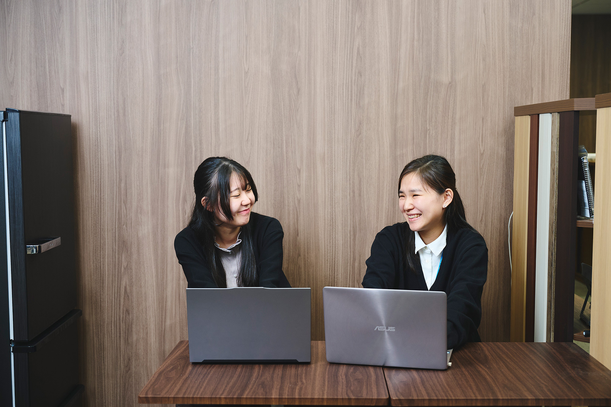 【Web系から低レイヤーの世界へ】CPUに近い領域や信号処理など、未来のモノづくりに関わる手応えは別格です。Webでの調査スキルや論理的思考はそのまま武器になります。