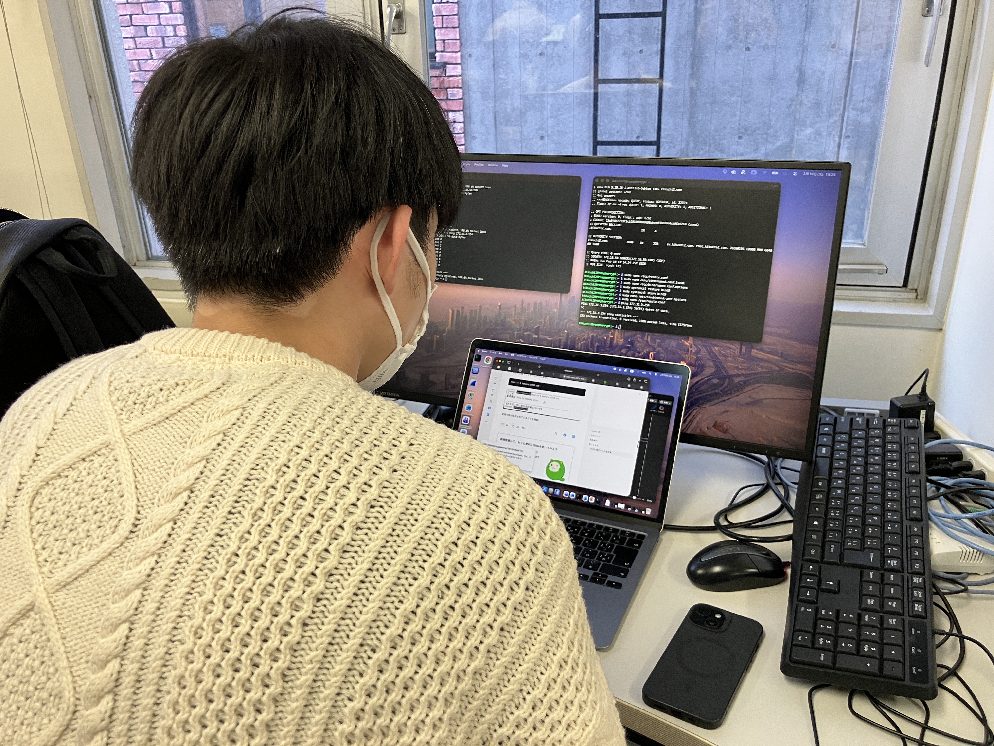 集中して開発に取り組める環境が整っています。経験の浅い方からベテランまで、それぞれの希望するキャリアパスに沿って成長を全力でサポート。実務を通じて着実にスキルアップしたい方に最適です。