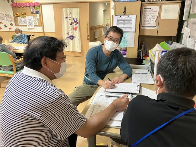 職場見学でスタッフの心配りや、施設全体のあたたかさに触れ、面接を受けることに。じっくり一人ひとりと向き合う時間が作れ、心にもゆとりが生まれ、自然とあたたかく丸い言葉が飛び交う職場です。(スタッフより)