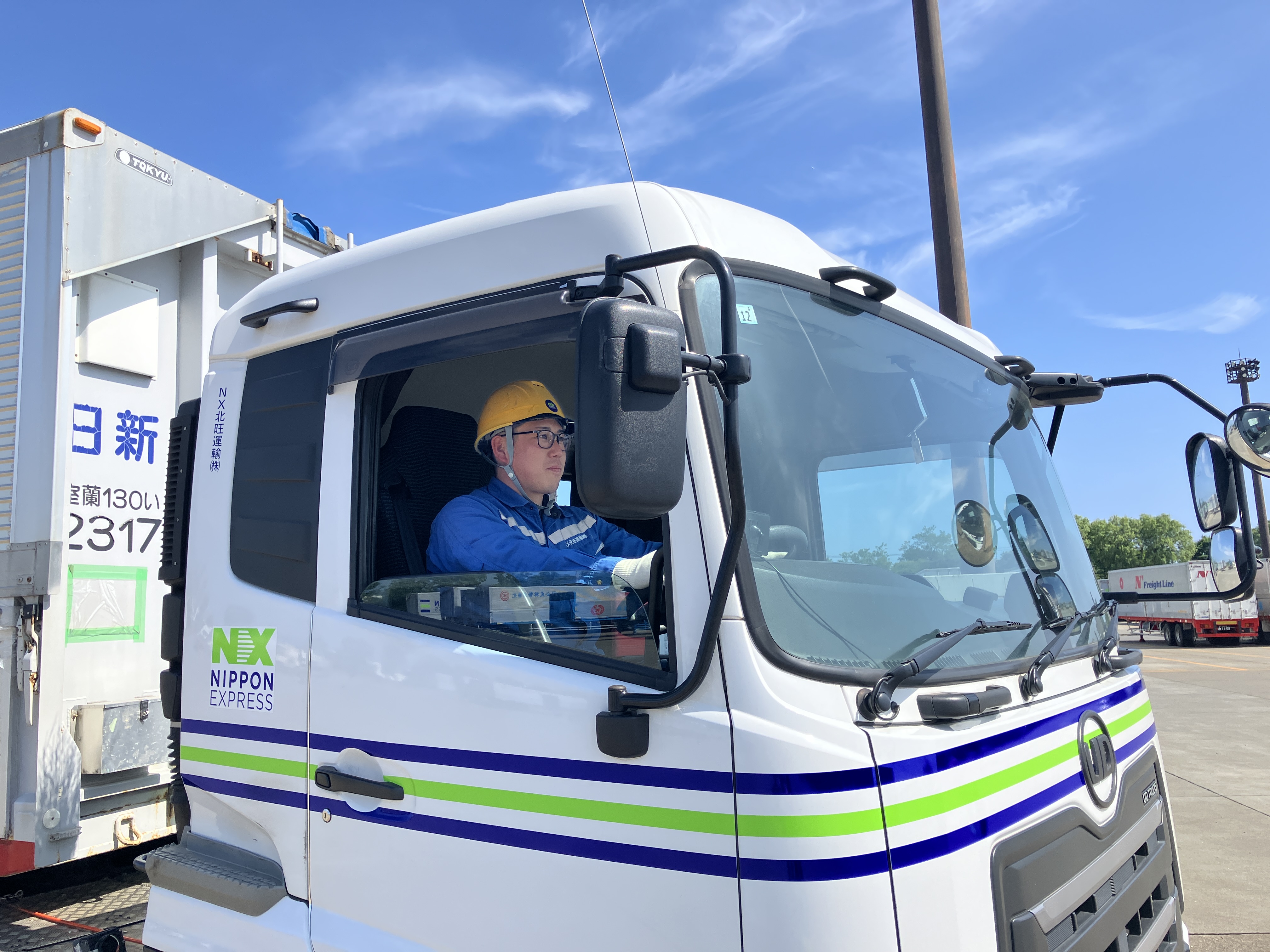適性や希望に応じて、将来的に重機やトレーラーでの積み込み・荷下ろし作業を行う可能性もあります。