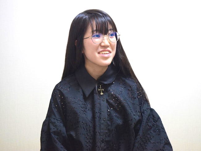 開発エンジニア 桐原桃菜(新卒入社1年目)