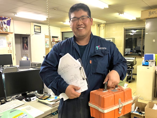 【社員紹介】林 明秀(38歳/入社2年) 僕にとって、家族と過ごす時間を大切にできることが当社最大の魅力です。会社がメリハリある生活を全面的に推進してくれるので、自分のプライベート時間がかなり充実しています!