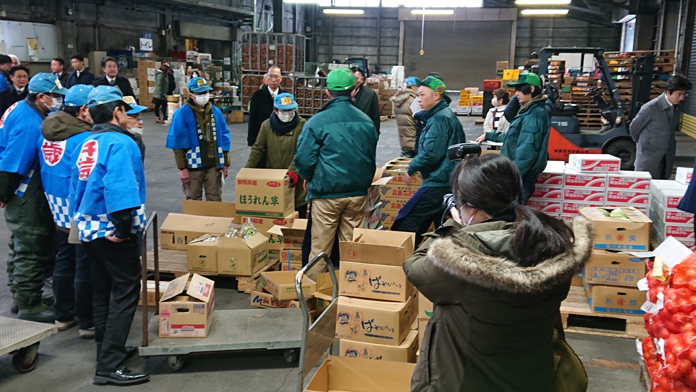 丸一苫小牧中央青果 株式会社 千歳支店