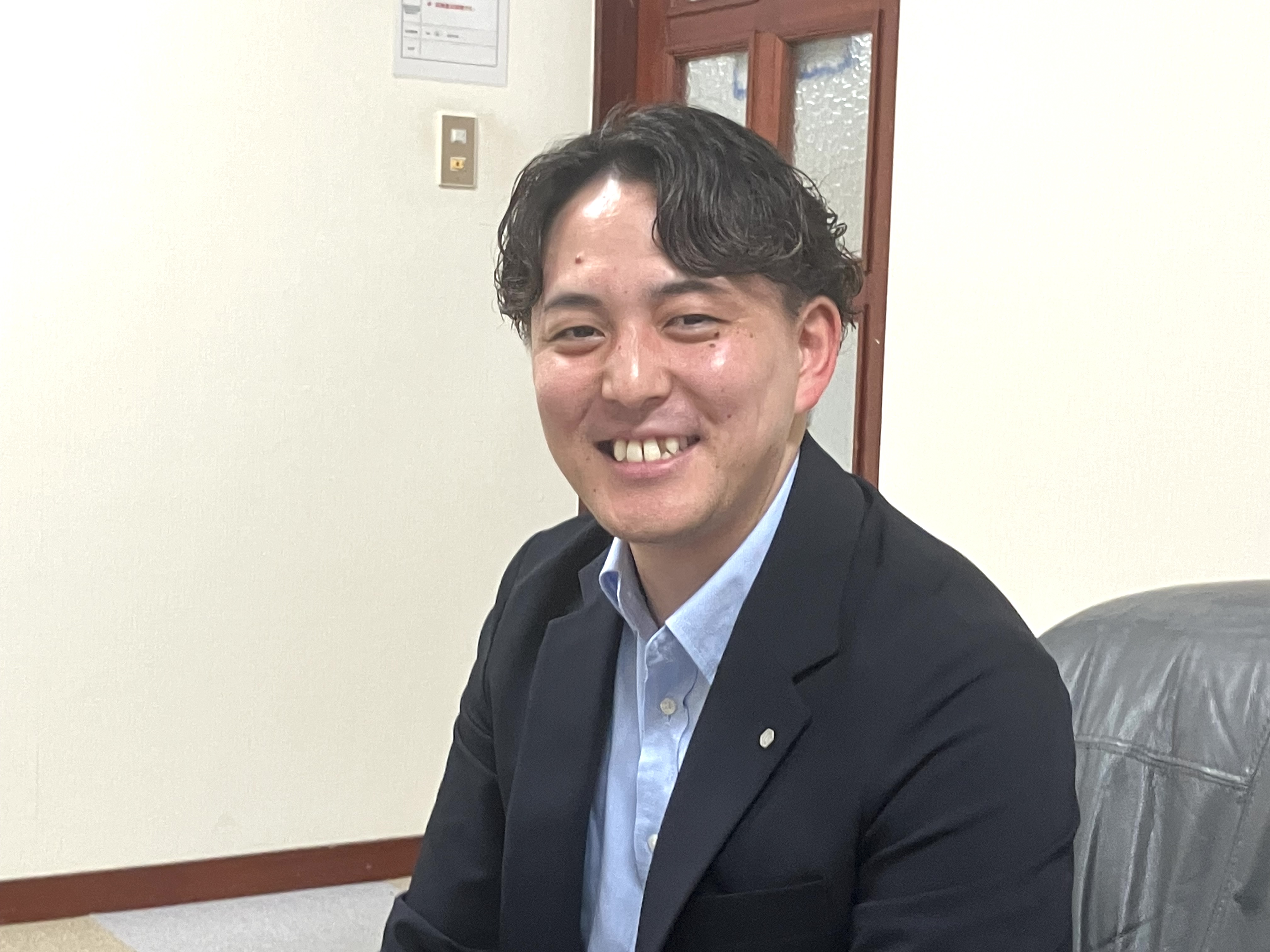営業部主任の中川塁（31）。新卒入社から営業一筋。定着率が高いのも当社の特徴です。