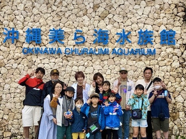 社内交流も豊富で、雰囲気の良さが自慢!社員旅行は年に1回は予定しています。※画像は、沖縄へ社員旅行に行った時の写真です。