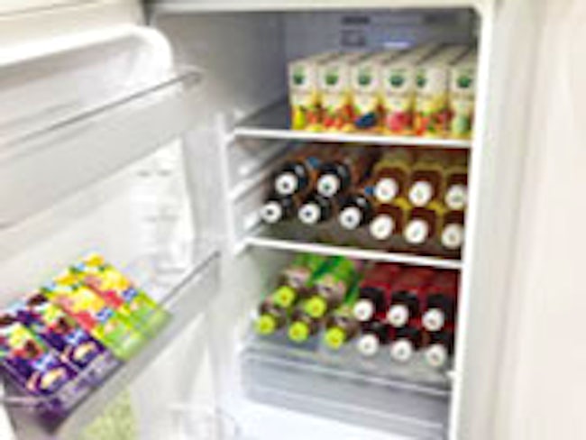 休憩室にある冷蔵庫から、毎日1本好きなドリンクを飲めます!
社員からの要望を会社が形にし、社員同士のコミュニケーションの場として休憩室を作りました。