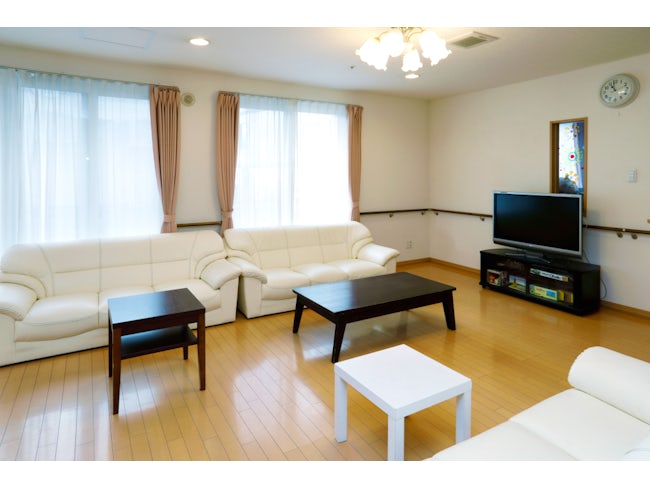 広々とした明るくいリビング