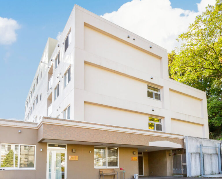 介護付きホーム 特定施設 ふれあいの里 グランハイム旭ヶ丘