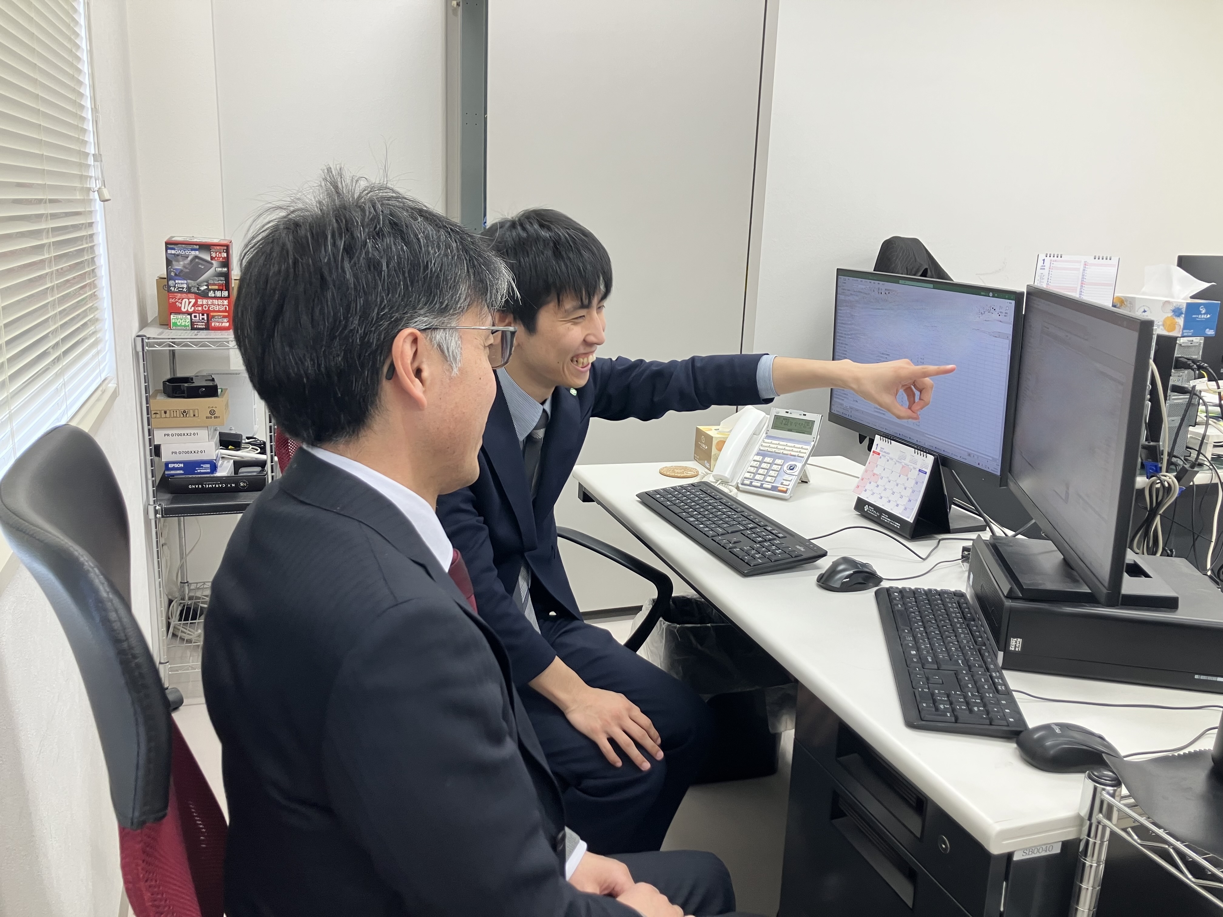 自分自身でもプログラミングの学習などは積極的にしてきましたが、2年目でここまで来れたのはいつも親身に教えてくれる市川部長のおかげです！