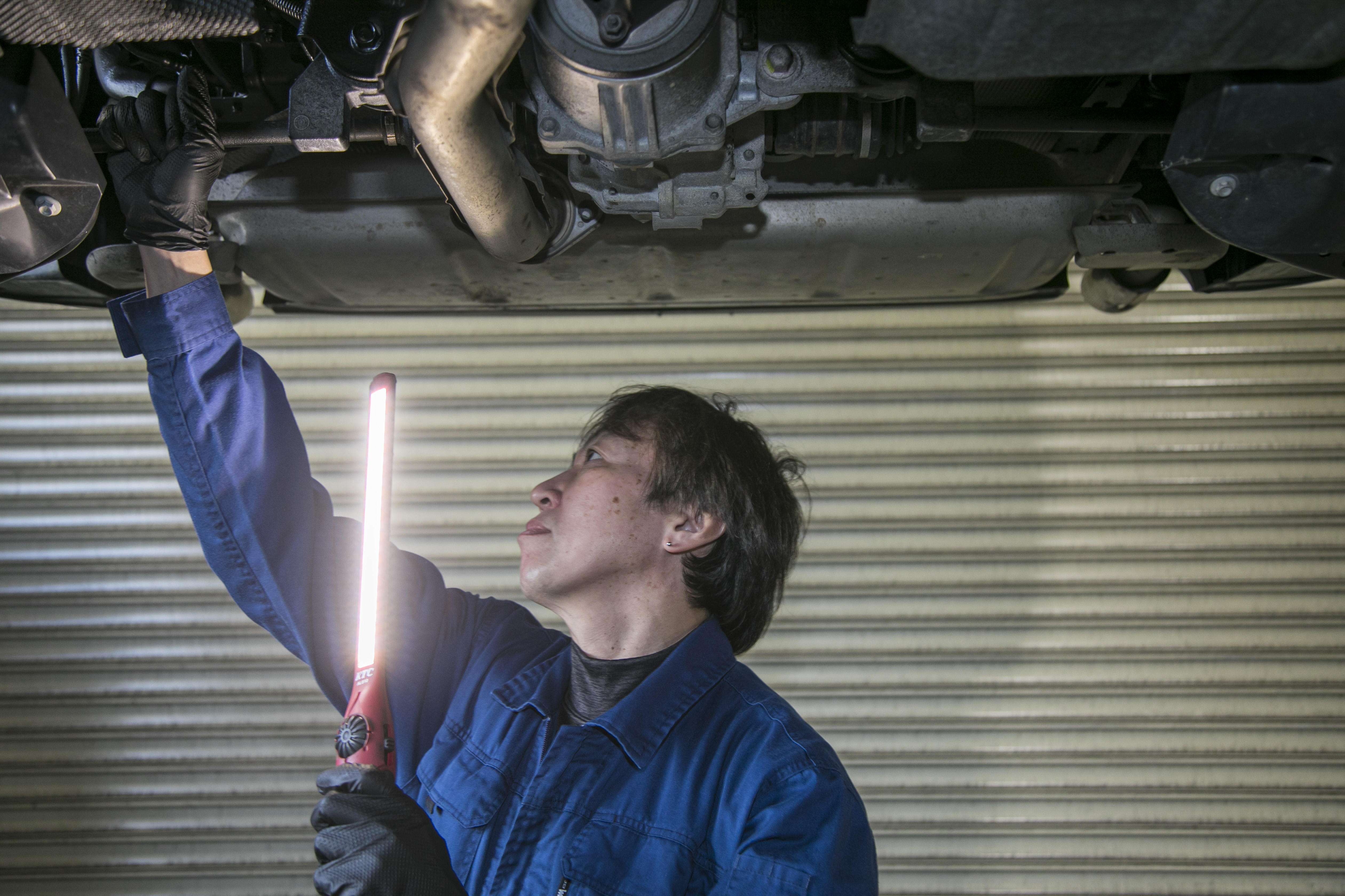 整備士歴30年以上。入社の最大の理由は、業界では珍しい「日曜日が休み」であることと、通勤のしやすさ。家族との時間が作りやすくなったことが本当に良かったと思います。