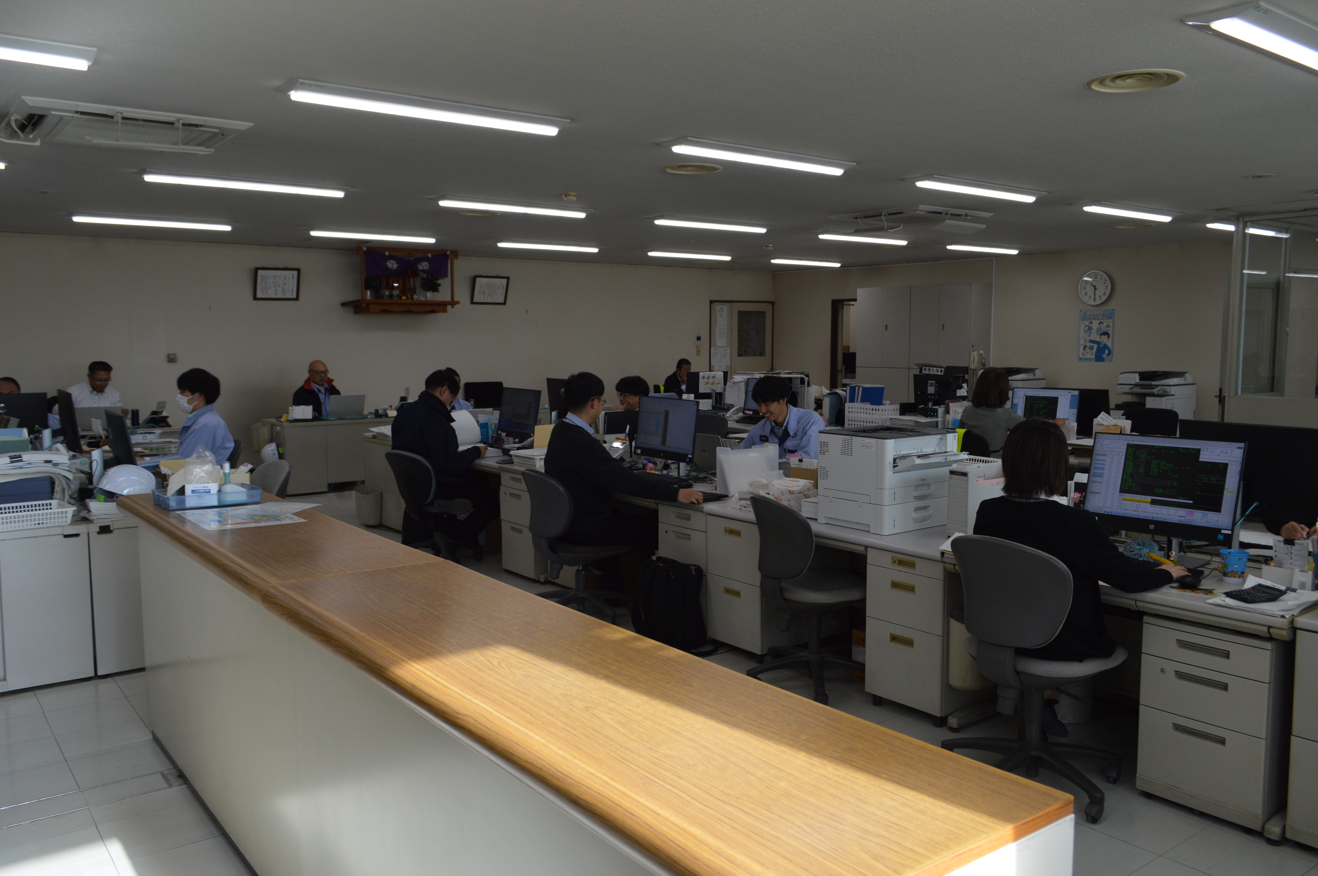 既存スタッフがいるので、わからないことはすぐに聞ける環境です。少しずつ覚えていってくださいね！