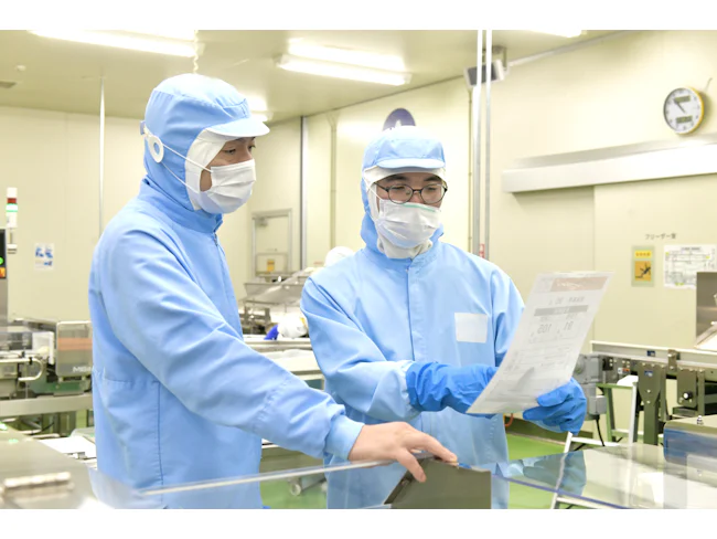 入社後は必ずベテラン社員が3ヶ月程マンツーマンで丁寧に指導するので、安心してスタートできます。新しい商品なども出てきますが、基本的に作業内容がガラッと変わることはありません。