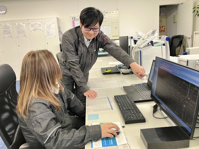 「入社3年目に施工管理2級を取得。資格取得費用は全額会社が支援してくれますし、平日に開催されている講習等にも参加させてくれて全面サポートしてくれました。先日には1級を受け、今結果待ちでドキドキです(笑)」