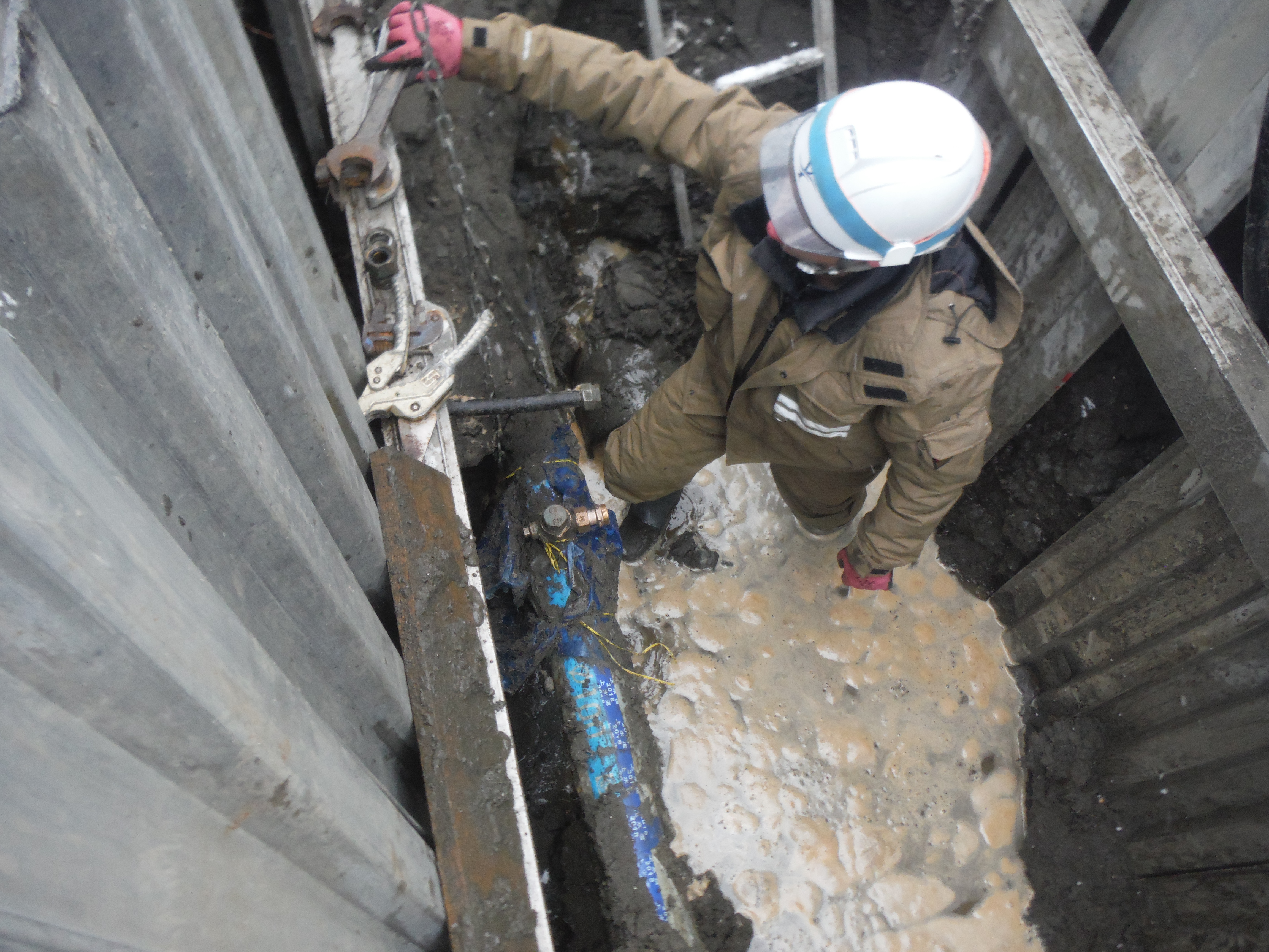 当社は札幌市の「指定給水装置工事事業者」に指定されており、水道局からの委託業務を含め年間を通して仕事量が安定しています。盤石な経営基盤のもと、将来を見据えて腰を据えて長く働ける環境です。