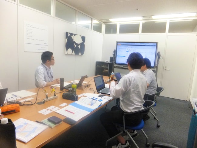 【いつでもどこでも情報を確認できます】クラウドを利用した情報共有も万全です。その操作方法も、もちろん丁寧にお教えしますよ。