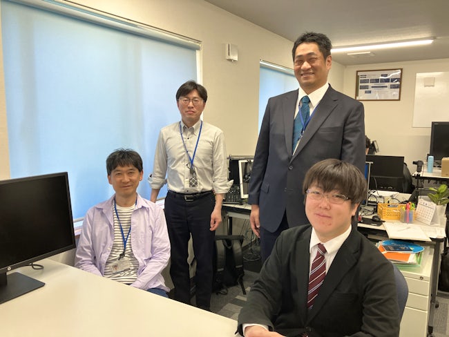人と人とのつながりの機会が多かったり人との距離が近いので、様々な仕事に就くことができます。システム、アプリケーション、ハードなど自分のスキルを上げたい、成長を楽しみたい方にお勧めの会社です。