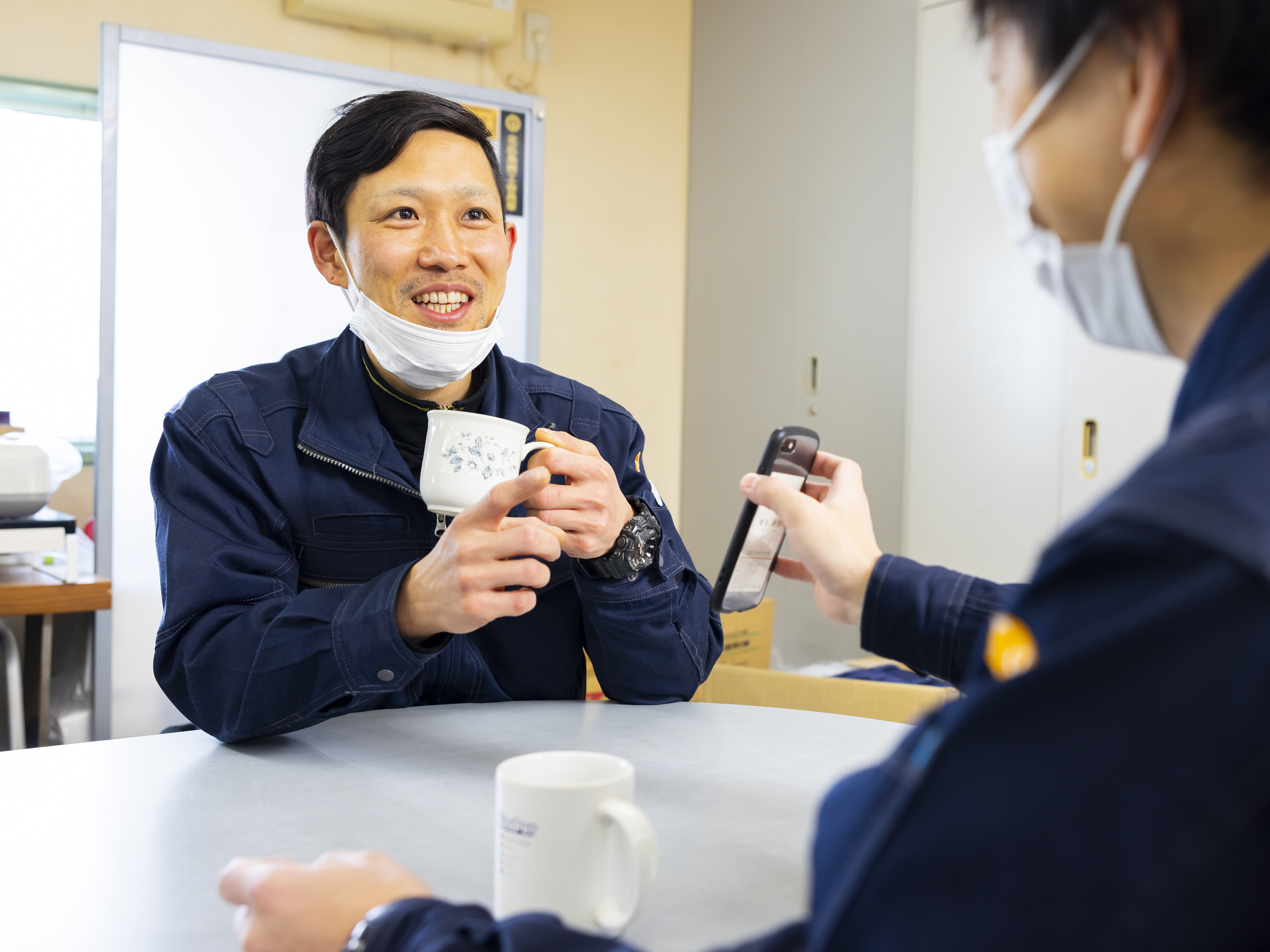 新人同士・若手同士、同世代の仲間がいる心強さがあります。 親身な先輩に相談することも、近い世代同士励まし合うことも。 幅広い世代が活躍していますので、どの年代の方も安心して馴染めます。