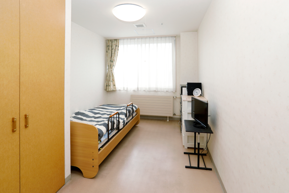 明るく清潔な個室