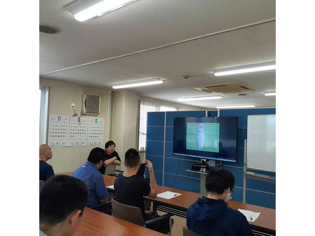 工場系や福祉系の資格を取得していくと給与や待遇もアップしていきます。職員全員が幅広く学べる研修体系が整っており、キャリアアップを目指したい方にもおすすめです!