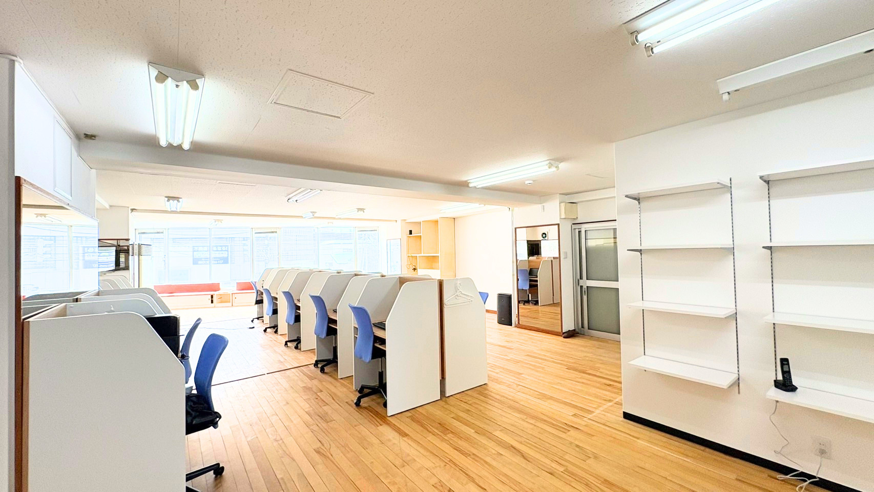 株式会社 ハイウィンド