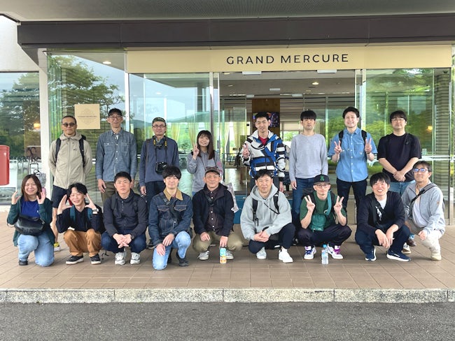 今年5月の社員旅行の様子。淡路島を観光しました。
勤務の開始日・面接日時は柔軟に対応しますので、現在在職中の方もお気軽にご相談ください。
応募の秘密は厳守いたします。